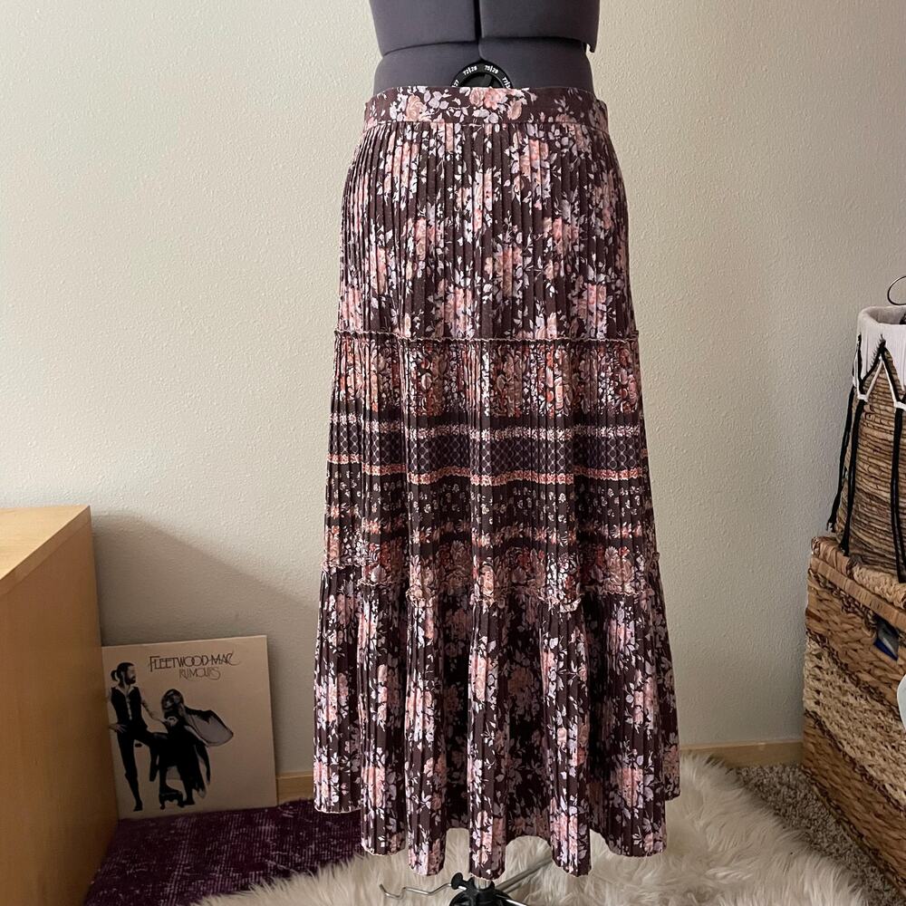 1970's Vintage brown pleated floral maxi midi skirt boho cottagecore prairie